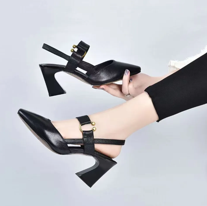 Linda | Heels