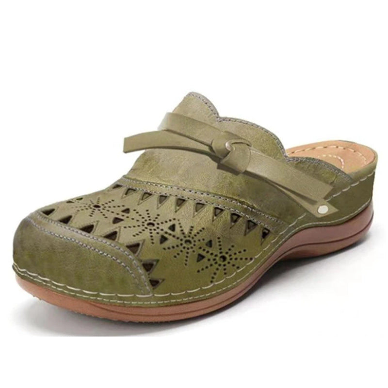 Annika | Clogs