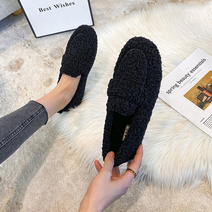 Aura™ | Plush Flats