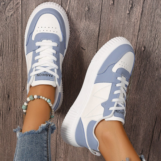 Luna | Sneakers