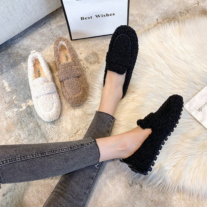 Aura™ | Plush Flats